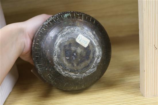 An Indian Mughal style bronze huqqa base, 18th/19th century height 16cm